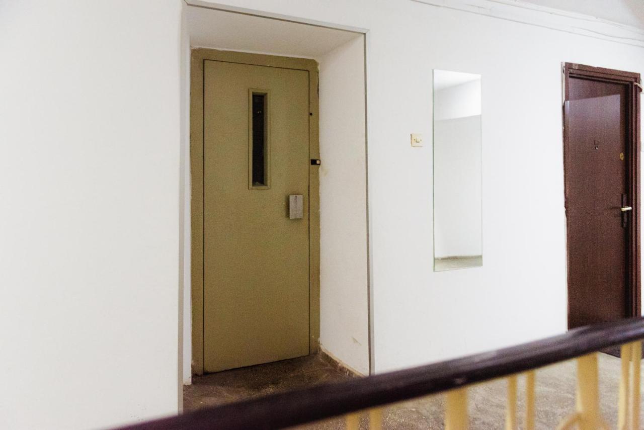 Apartament 2 Camere, Decomandat, In Zona Centrala Βουκουρέστι Εξωτερικό φωτογραφία
