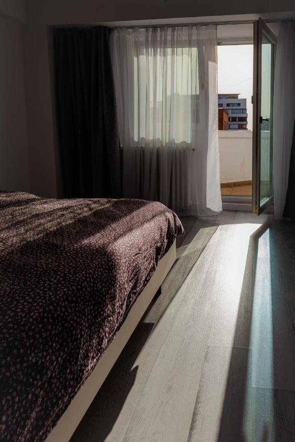Apartament 2 Camere, Decomandat, In Zona Centrala Βουκουρέστι Εξωτερικό φωτογραφία